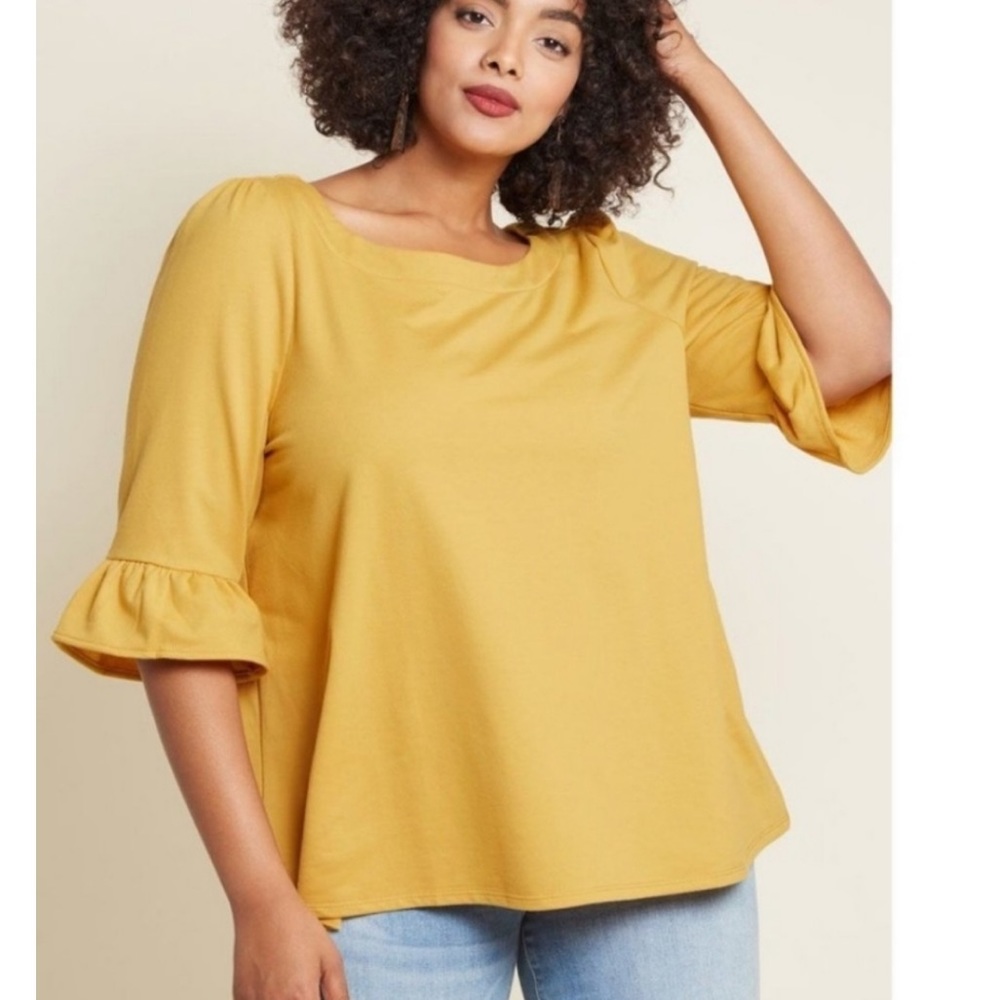 ModCloth NWT Ruffle Sleeve & Bows Top Size XS